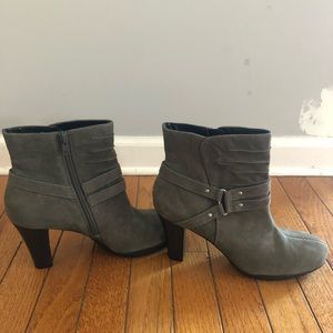 Heeled booties